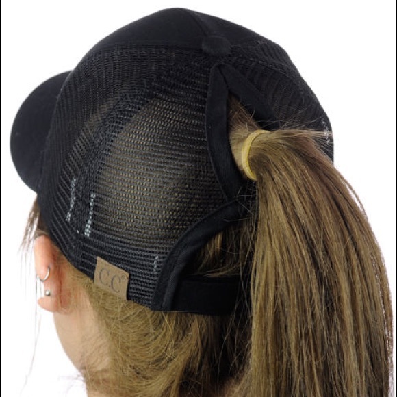 ⭐️20% OFF BUNDLES⭐️ Black C. C. High ponytail  cap - Picture 3 of 4